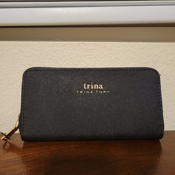 NWT Trina Turk 3/4 Flap Envelope Clutch w/ inside zipper- Black - Picture 1 of 9